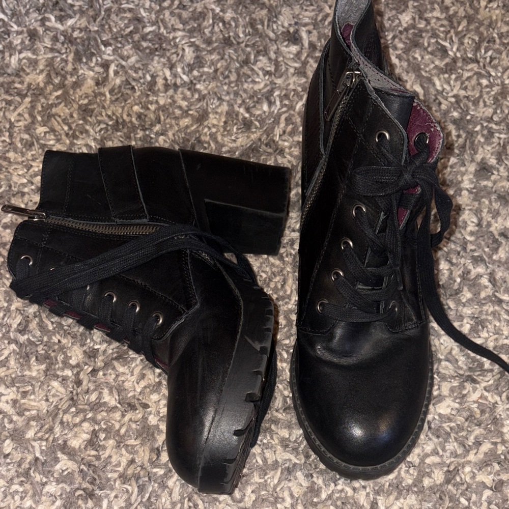 Steve Madden Black Combat Boots